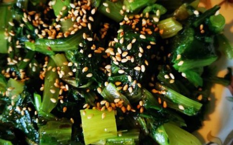 莴笋叶的做法（酒店凉拌莴笋叶的做法）