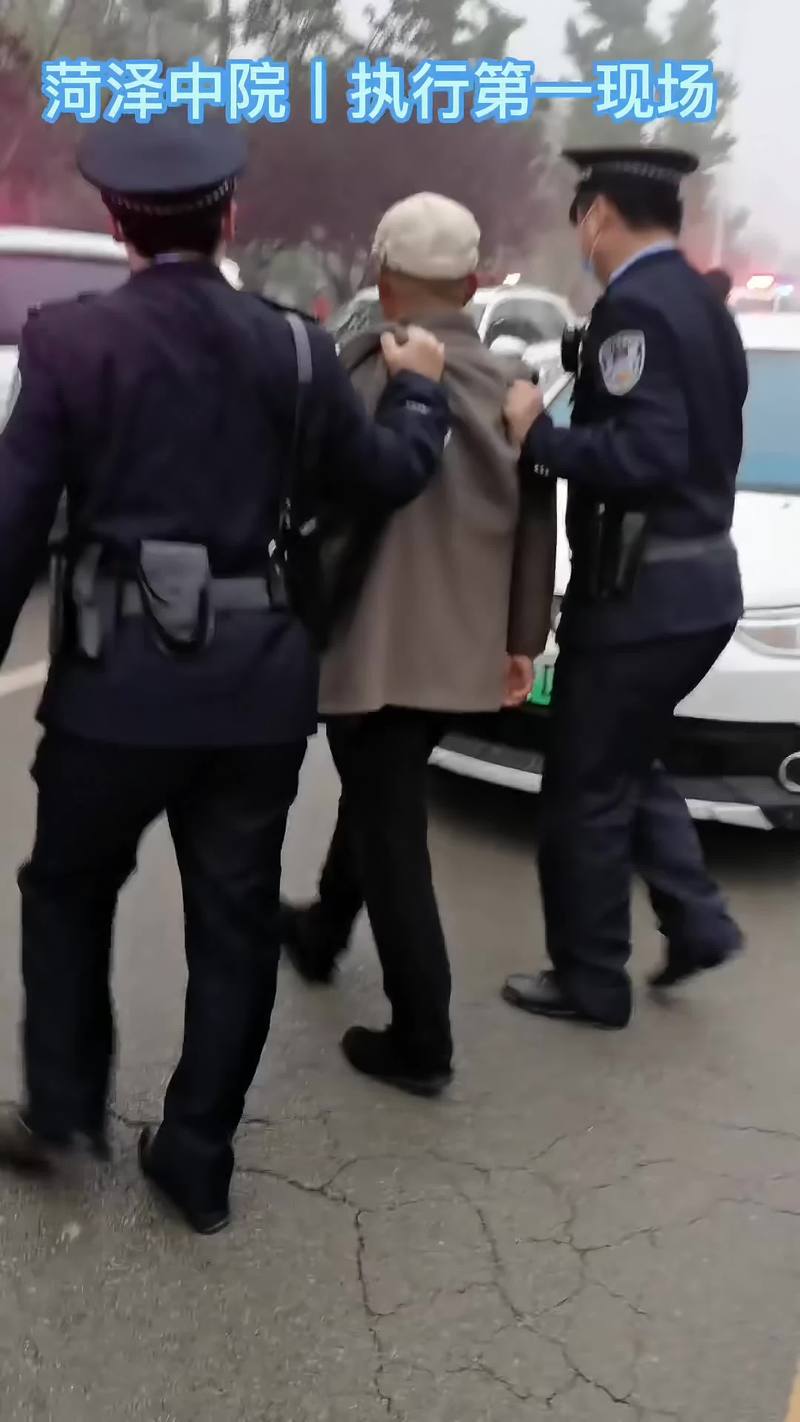 见义勇为抓贼（见义勇为抓贼视频）
