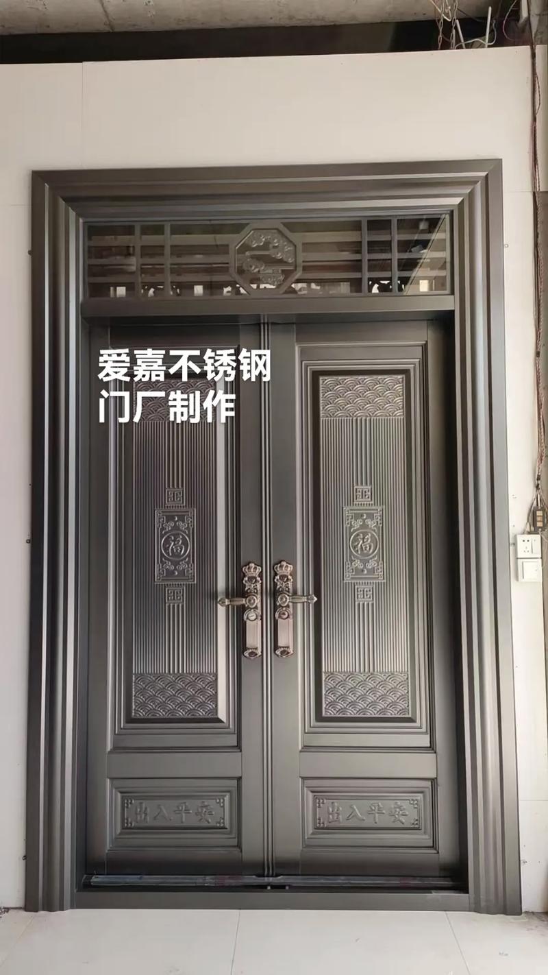 不锈钢彩板（不锈钢彩板大门直框效果图）