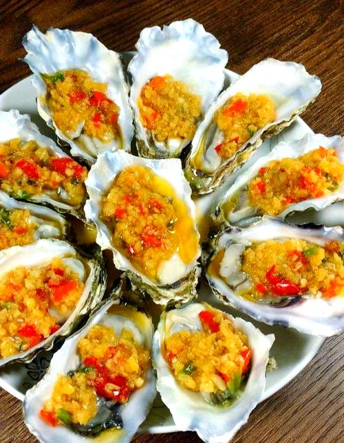 清蒸生蚝最简单的做法(清蒸生蚝最简单的做法,简直太好吃!)