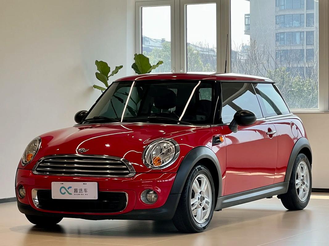 迷你汽车（迷你汽车油车）