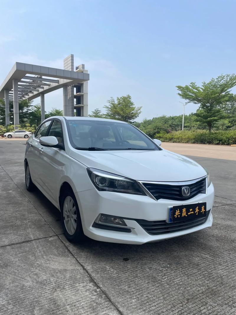 长安悦翔汽车报价（长安悦翔suv车型图片新款）