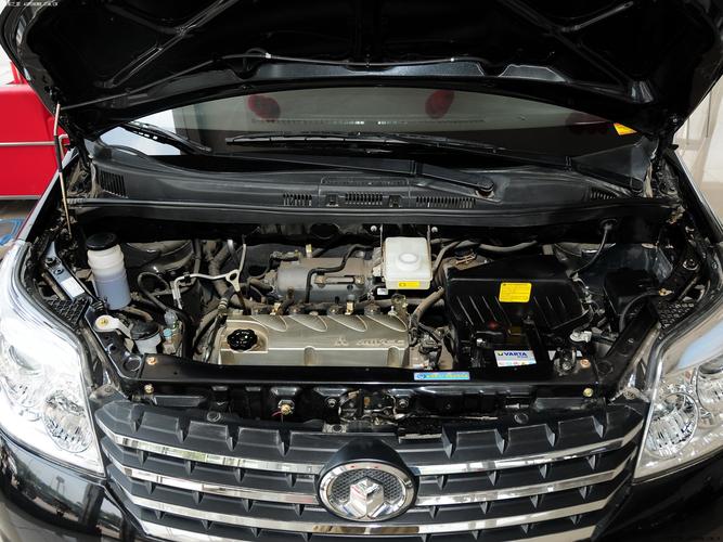 长城精灵汽车（长城精灵汽车发动机号码在什么位置）